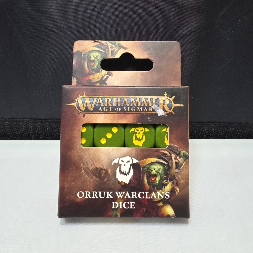 Warhammer Age of Sigmar: Orruk Warclans Dice (16) NIB